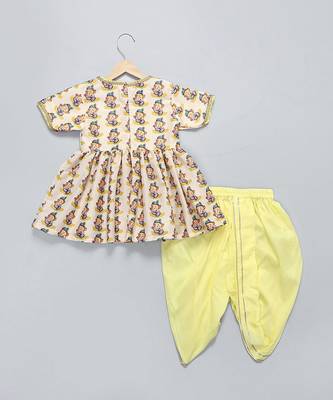 Off white and yellow printed cotton silk kurta dhoti set 5