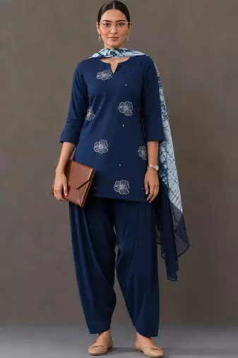 formal embroidered kurta set