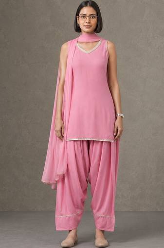 everyday workwear women regular kurta with patiala & with dupatta
