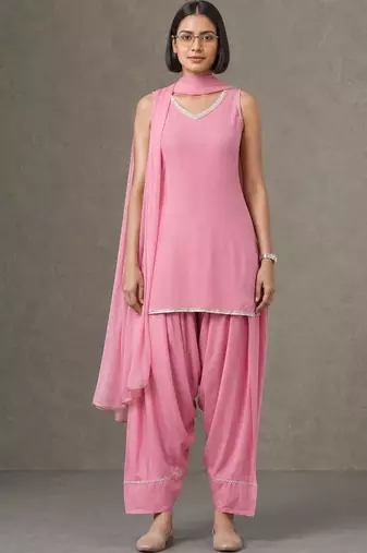everyday workwear women regular kurta with patiala & with dupatta
