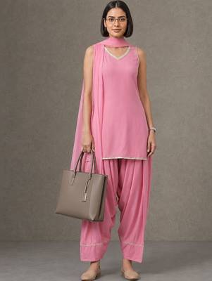 everyday workwear women regular kurta with patiala & with dupatta 2