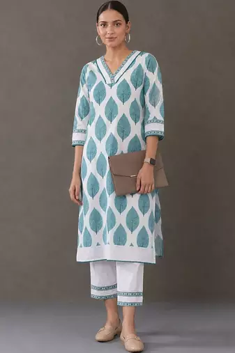 workwear women printed kurta with trousers