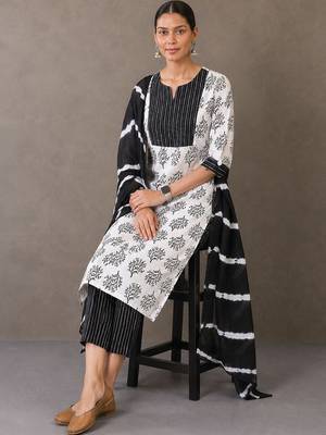 smart women printed kurta with trousers with dupatta 2