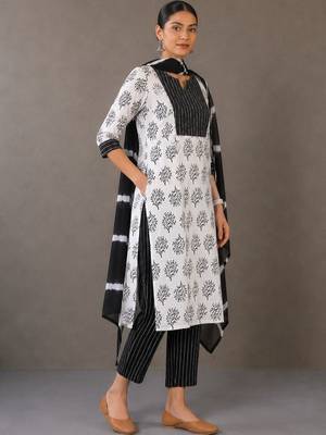 smart women printed kurta with trousers with dupatta 4
