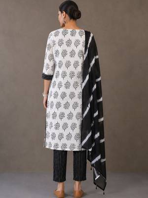 smart women printed kurta with trousers with dupatta 5