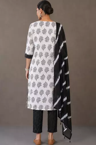 smart women printed kurta with trousers with dupatta