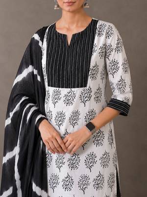 smart women printed kurta with trousers with dupatta 6