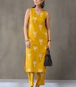 formal women floral printed regular cotton kurta with trousers