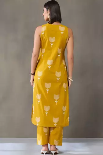 formal women floral printed regular cotton kurta with trousers