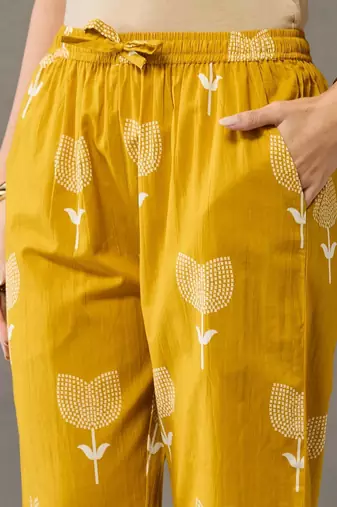 formal women floral printed regular cotton kurta with trousers