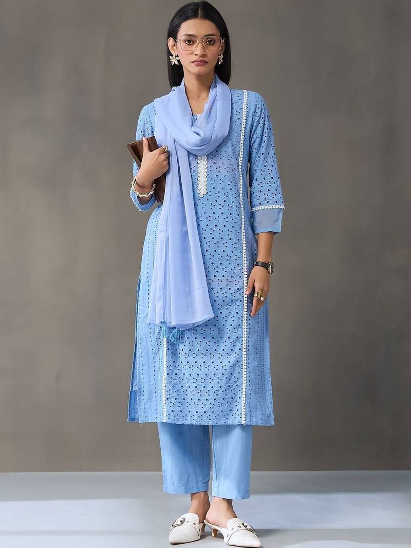 structured women ethnic motifs regular cotton kurta with trousers & with dupatta
