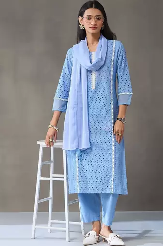 structured women ethnic motifs regular cotton kurta with trousers & with dupatta