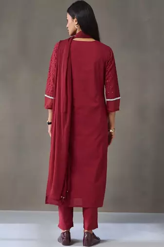 tailored women embroidered regular chikankari cotton kurta with trousers & with dupatta