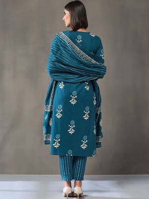 formal women floral printed regular cotton kurta with trousers & with dupatta 6