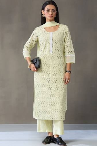 structured women ethnic motifs regular cotton kurta with trousers & with dupatta