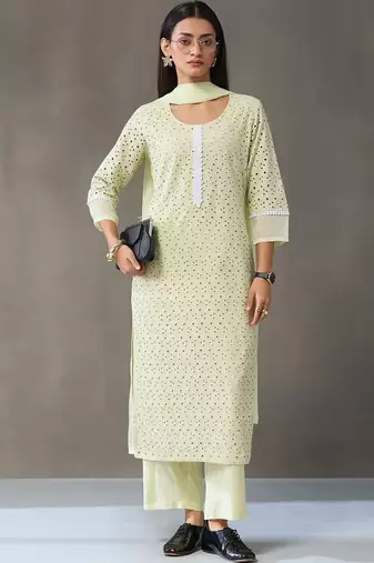 structured women ethnic motifs regular cotton kurta with trousers & with dupatta