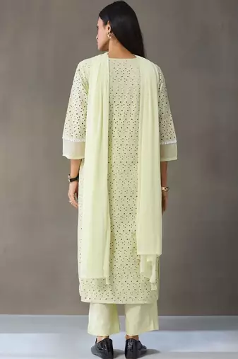 structured women ethnic motifs regular cotton kurta with trousers & with dupatta