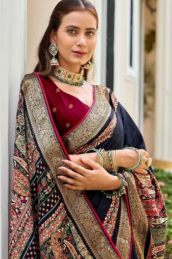 navy_blue ethnic motifs zari saree