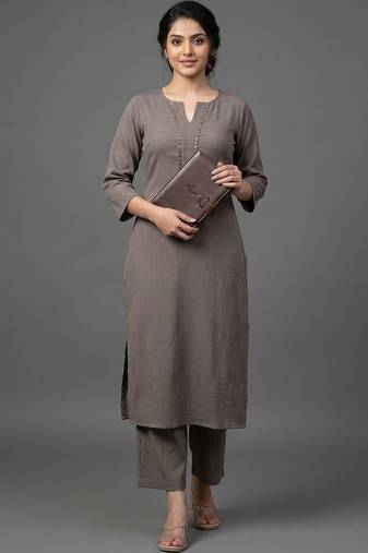 smart women regular thread work silk crepe kurta with trousers