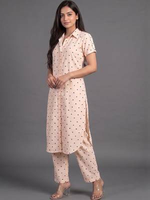 smart women printed regular kurta with palazzos 6