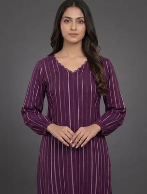 formal women striped regular silk crepe kurta with trousers 4