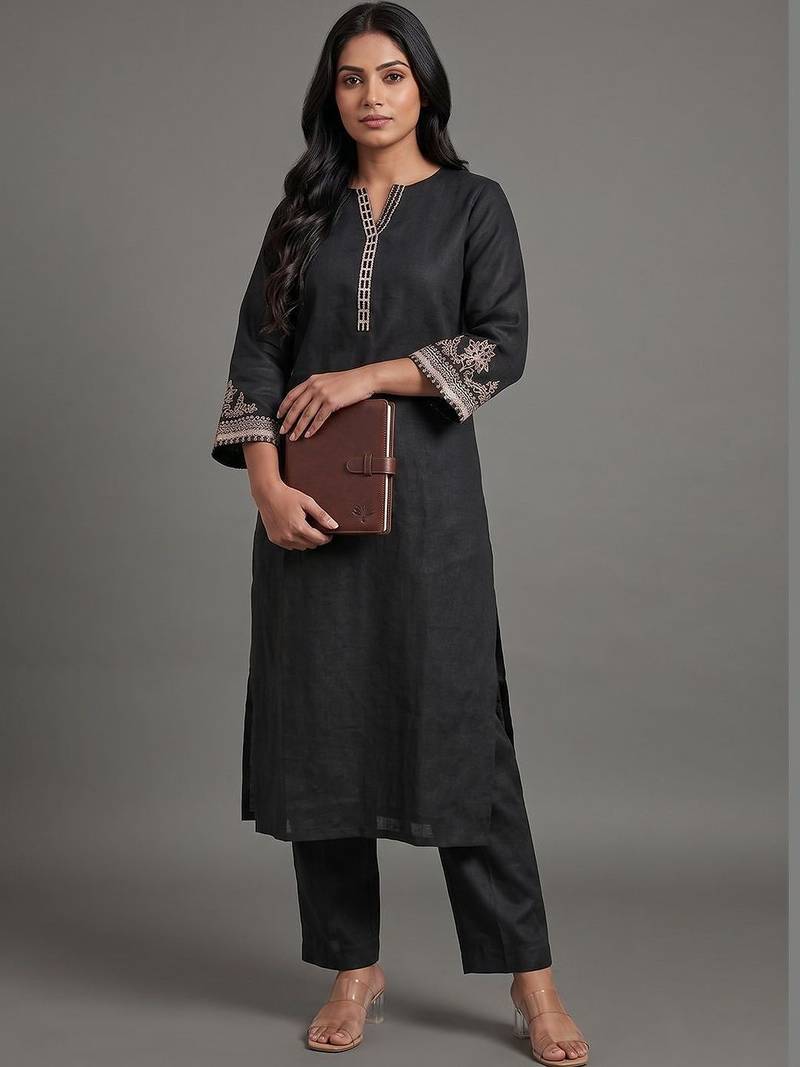 structured women ethnic motifs embroidered regular thread work kurta with trousers