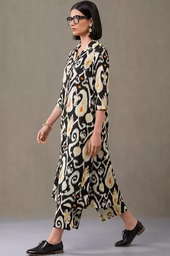 everyday workwear women ethnic motifs printed regular cotton kurta with trousers