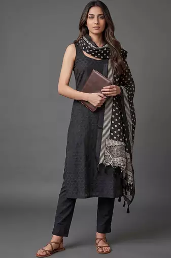 everyday workwear women regular kurta with trousers & with dupatta