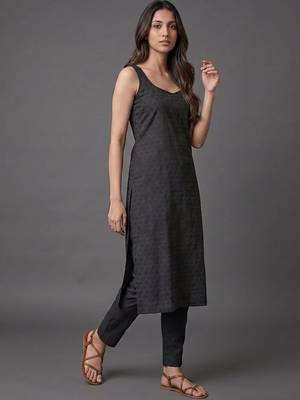 everyday workwear women regular kurta with trousers & with dupatta 5