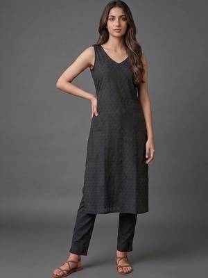 everyday workwear women regular kurta with trousers & with dupatta 6