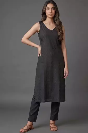 everyday workwear women regular kurta with trousers & with dupatta