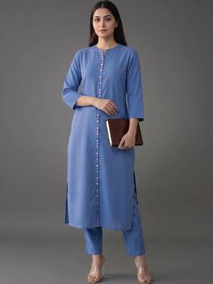 structured women regular kurta with trousers 1