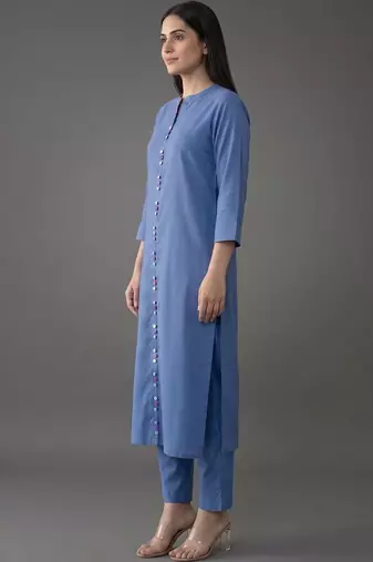 structured women regular kurta with trousers
