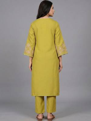 workwear women ethnic motifs embroidered regular thread work kurta with trousers 3