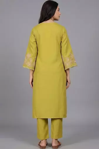 workwear women ethnic motifs embroidered regular thread work kurta with trousers