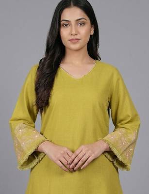 workwear women ethnic motifs embroidered regular thread work kurta with trousers 7
