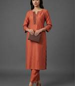 structured women ethnic motifs embroidered regular thread work kurta with trousers