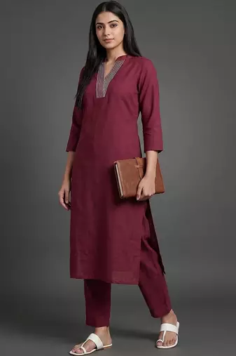 workwear women regular thread work kurta with trousers
