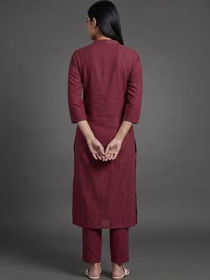 workwear women regular thread work kurta with trousers 3