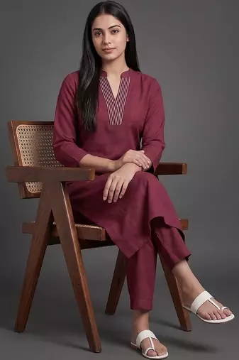 workwear women regular thread work kurta with trousers