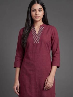 workwear women regular thread work kurta with trousers 7