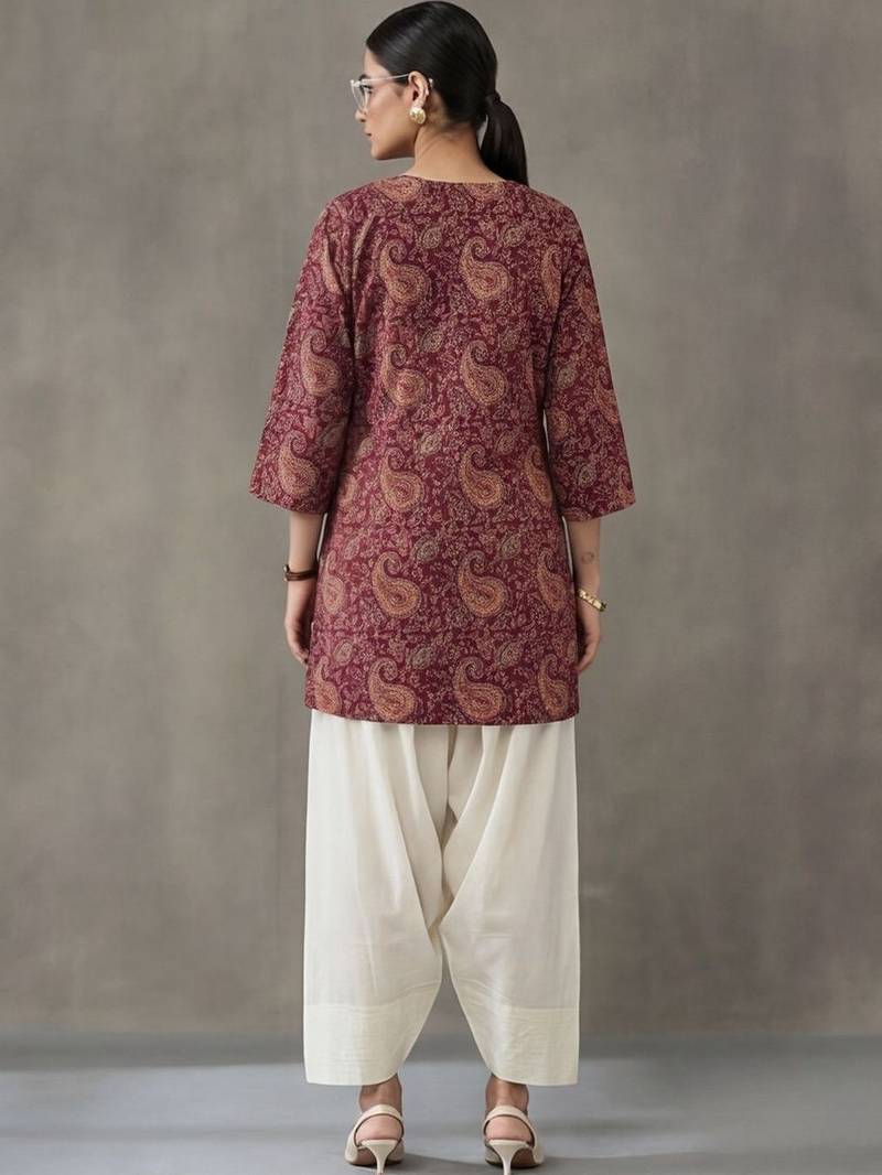 contemporary women paisley printed regular cotton farshi suit