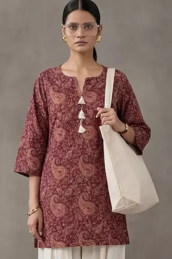contemporary women paisley printed regular cotton farshi suit