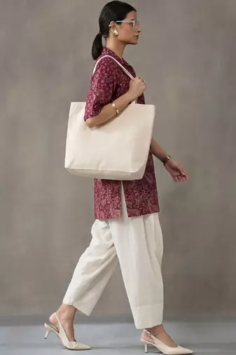 contemporary women paisley printed regular cotton farshi suit