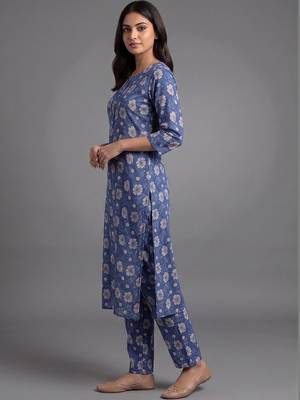 formal women floral printed regular kurta with palazzos 2