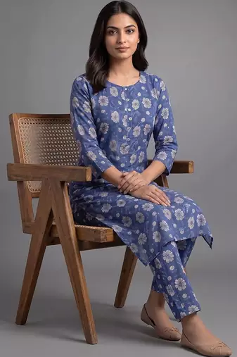 formal women floral printed regular kurta with palazzos