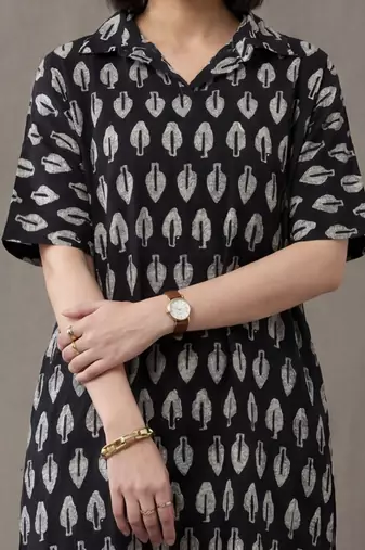 formal women ethnic motifs printed regular cotton kurta with trousers