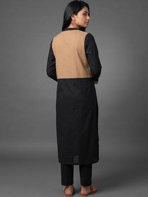 tailored women regular kurta with trousers 4