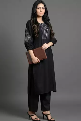 tailored women ethnic motifs embroidered regular thread work kurta with trousers