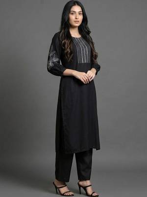 tailored women ethnic motifs embroidered regular thread work kurta with trousers 6